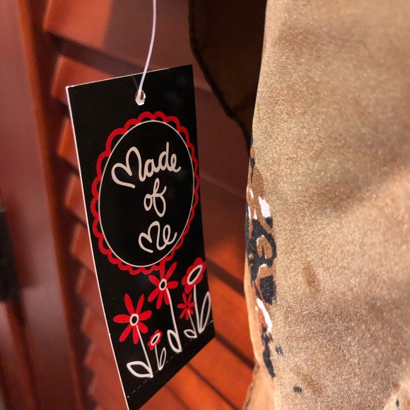 Made of Me Square Scarf Lg Tan/Brown/Blue NWT - Picture 6 of 6